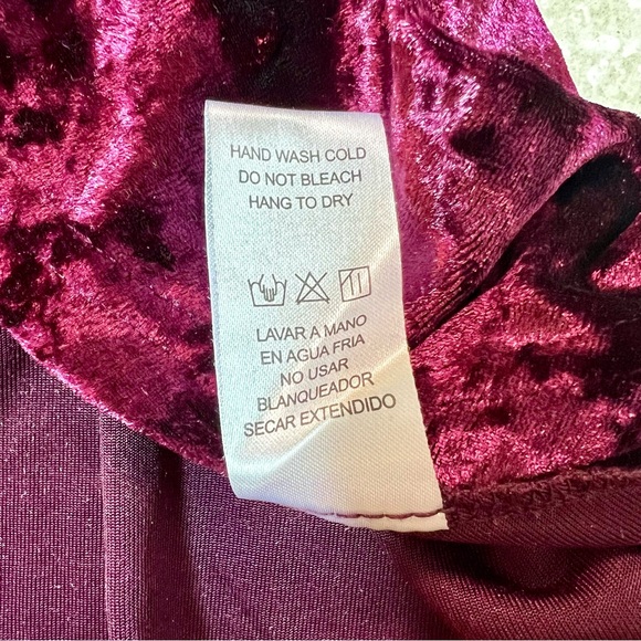 NWOT Doe & Rae Burgundy Flowy Cami Tunic Tank Top - Picture 11 of 11